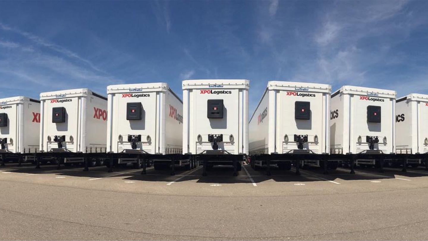 P400 cargo semi trailers in a row
