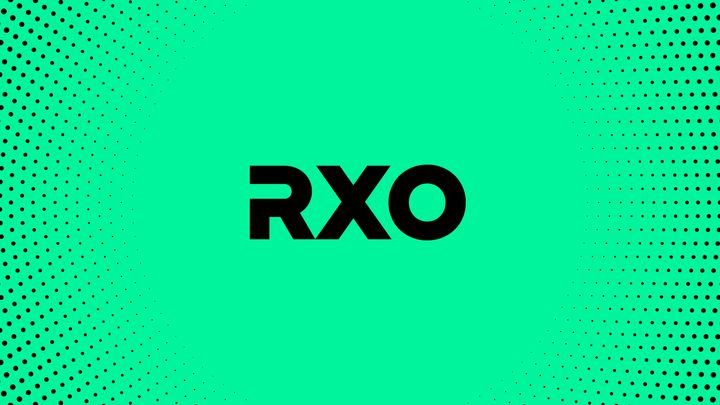 Imagen de RXO con eslogan